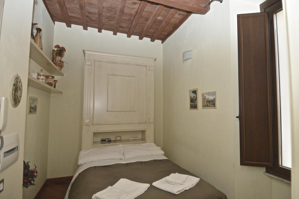House And The City - Colosseum Apartments Roma Esterno foto